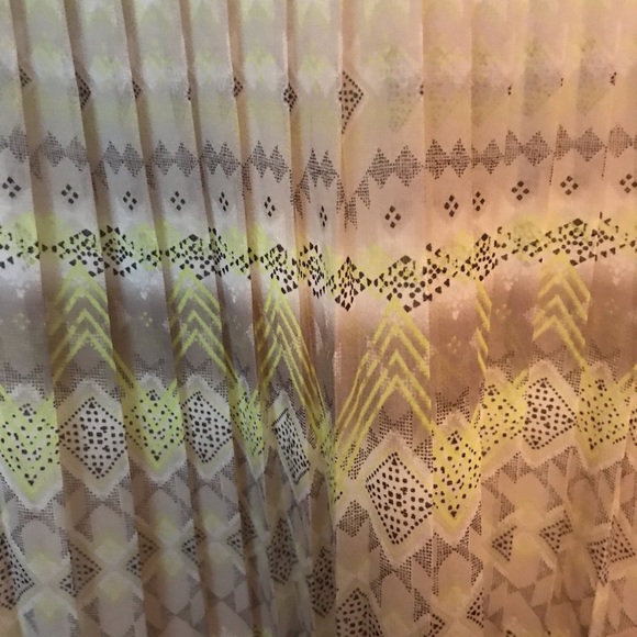 American Eagle Outfitters Pleated Skirt - Picture 5 of 5